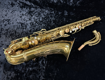 Photo Vintage C.G. Conn Original Lacquer 10M 'Naked Lady' Tenor Sax, Serial #288613